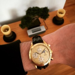 omegaforums:  Rare OMEGA Speedmaster Perpetual Calendar Moonphase Chronograph In 18K Gold - http://omegaforums.net