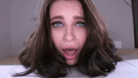 goodgirlinc:Have to love a good vacant stare.
