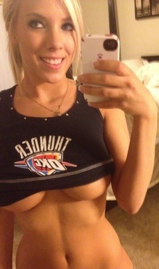 addicted-to-sexting:  The one and only Bibi Jones Submit to Addicted to Sexting!