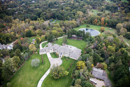 Large Custom Home, West Bloomfield Township, MI 2014 An over 23,000 square foot, single-family home,