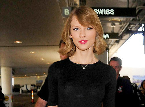 mswatswift: Taylor Swift the day after she cut her hair short (February 12, 2014)