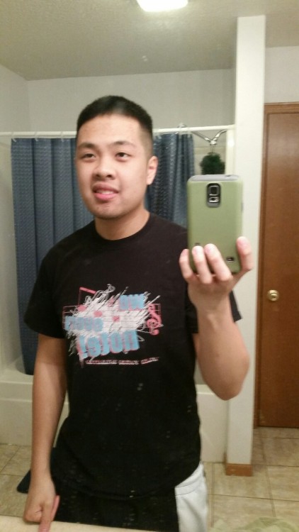 blizzaga-knight:Face cleared up a bit :D Looking tired AF doe