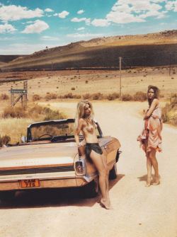 speedfoxies:  Lauren Marshall and Emily Meuleman by Camilla Armbrust