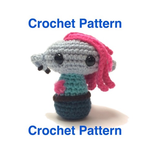 80 photos &amp; 20 pages later, I&rsquo;ve finally finished up the pattern for Caduceus