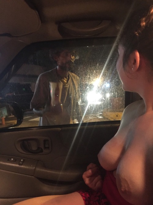 whatahappycouple: Flashing a homeless person to brighten up his day