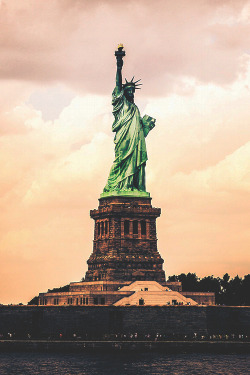 worldfam0us:  Statue of Liberty | WF