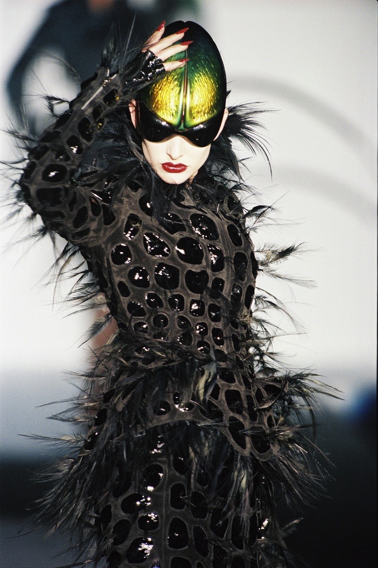 owls-love-tea:   highfashionhautecouture - Thierry Mugler Haute Couture Spring