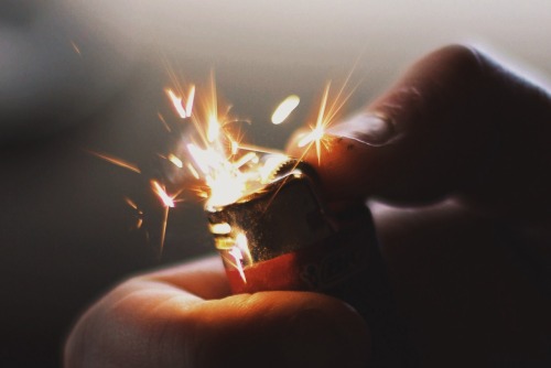 hayleydr:  Lighters are my love xx