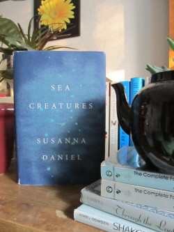 Bibliobibul-I:  Review: Sea Creatures By Susanna Daniel Started: September 20, 2015