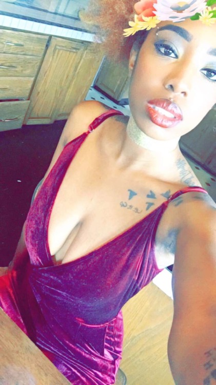 lookbackatyouforwhat:  Jumpsuit season ❤
