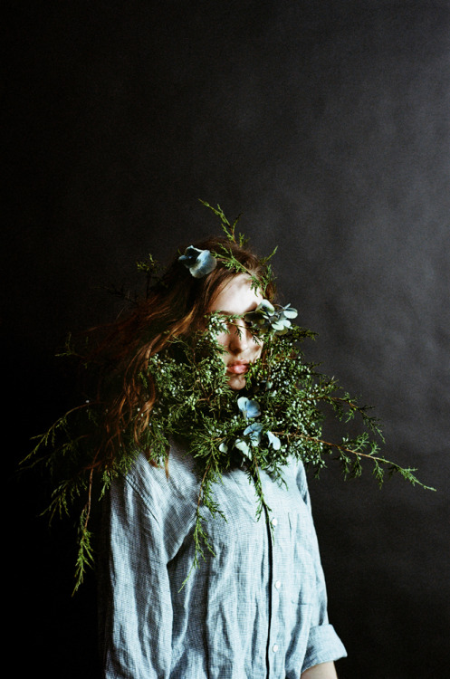 mallowtree:  digbicks:  Photographer Parker Fitzgerald (on Tumblr) and floral designer Riley Messina in the artistic collaboration: Overgrowth.  Inspired by a pursuit of beauty, Riley combines classically thoughtful botanical designs with Parker’s