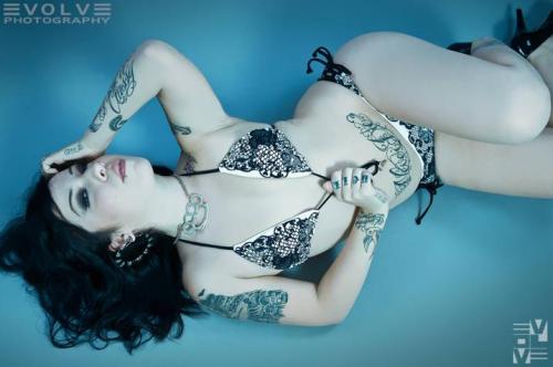 Women with tatoos