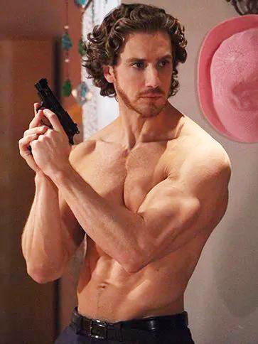 Eugenio Siller porn pictures