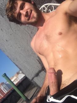 hotjock7:  Duncan Black basks in the glow