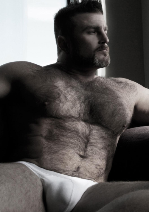 manly-brutes:  manly-brutes.tumblr.com