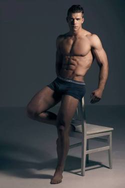 fitmen1:  Kaz Van der Waard