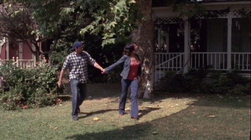 lattefoam:  I have never laughed harder at a gilmore girls scene than I laughed at this 