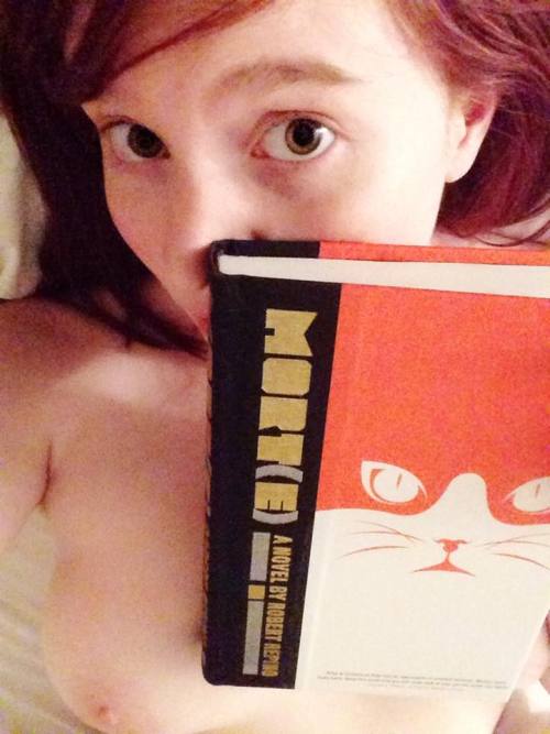 nsfwfoxyden:  Some #toplesstuesday selfies for cosplaydeviants with this new novel I’ve been reading. Its interesting so far. it’s a post apocalyptic setting told from the standpoint of a house-cat. LOLI’ve missed posting on here, so getting back