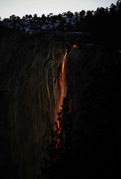 Yosemite Firefall The Yosemite Firefall was a summertime event that began in 1872 and continued for almost a century, in which burning hot embers were spilled from the top of Glacier Point in Yosemite National Park to the valley 3,000 feet below.