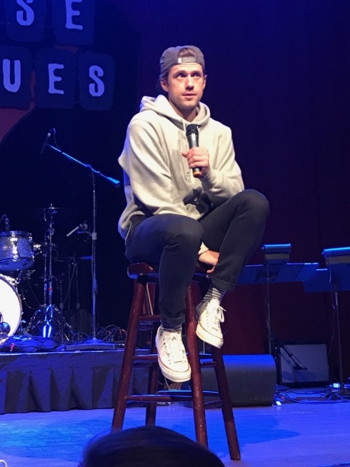 motherofgems: more pictures of aaron looking cute from the Q&amp;As. my personal favorites 
