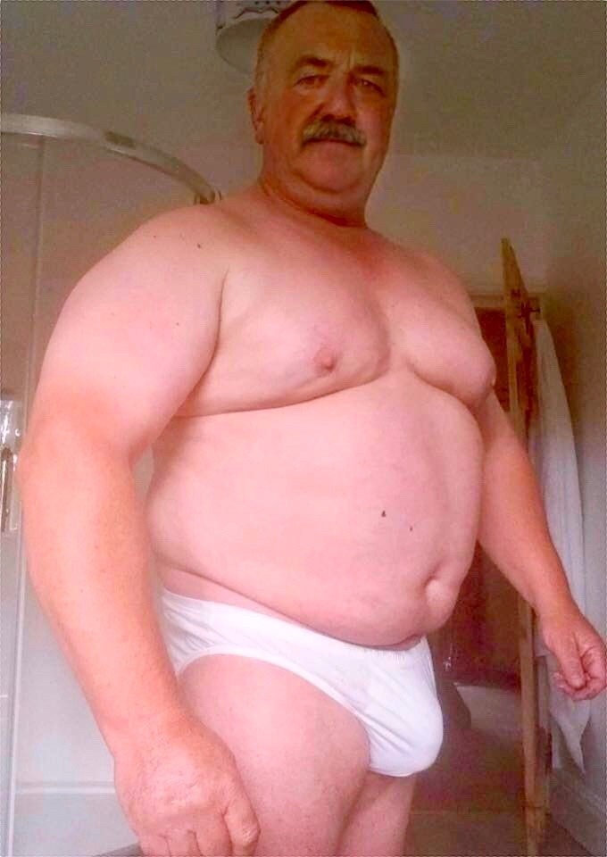 hairy-muc-bear:2021.01.13White Briefs Wednesday&rsquo;s BILFS Absolute Bull Edition