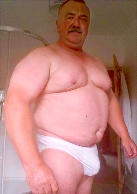 hairy-muc-bear:2021.01.13White Briefs Wednesday&rsquo;s BILFS Absolute Bull Edition