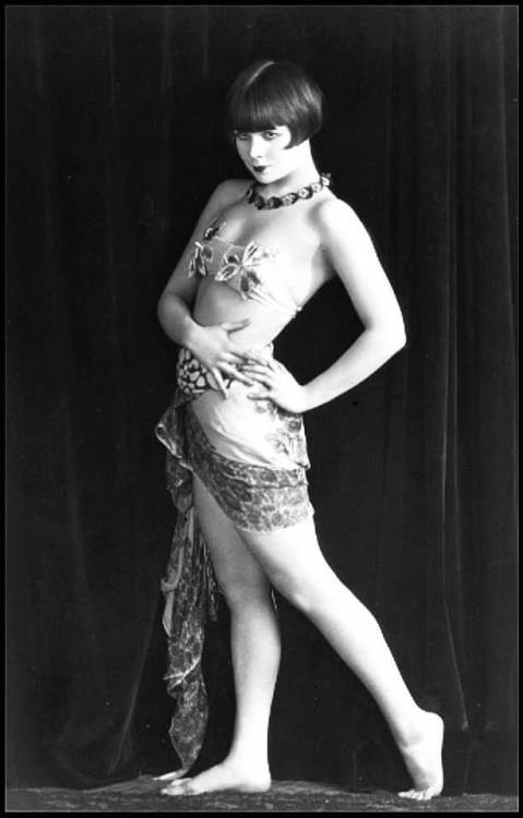 Louise Brooks Nudes &Amp;Amp; Noises  