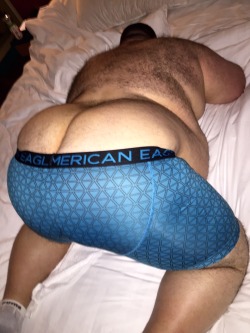 bears4us:  Big chubby bottom