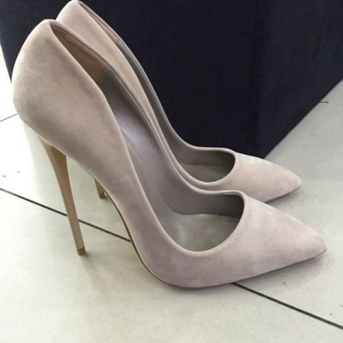 hottest-shoes:// shoes // heels // grey heels // grey // // entrepreneur // working woman // office 