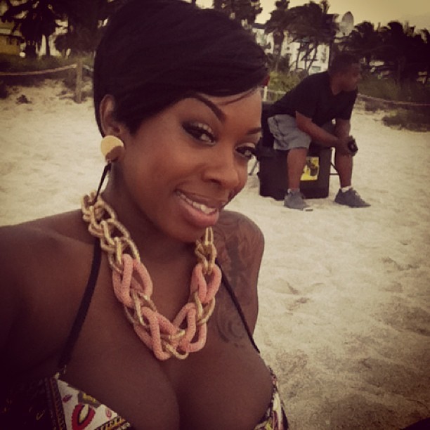 lifeofoh:  syn_ladyhustler