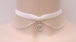 cultfawn:  Moon Charm Choker ů.41 