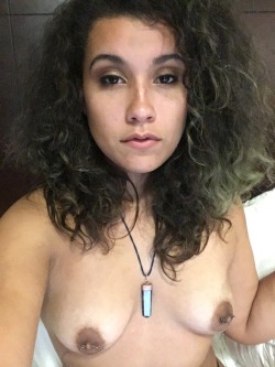 sexyviolet97:  Anal show tonight! Hell yes!