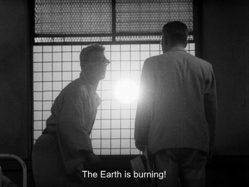 barcarole:生きものの記録 (I Live in Fear), dir. Akira Kurosawa, 1955.