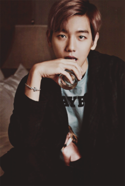 obaekhyun:  baekhyun for singles magazine   