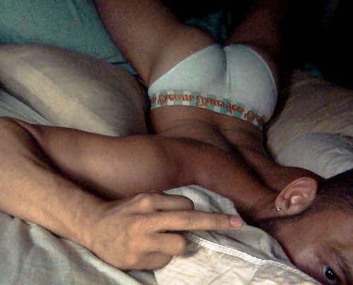 gaypxle:  pale boys ~~~