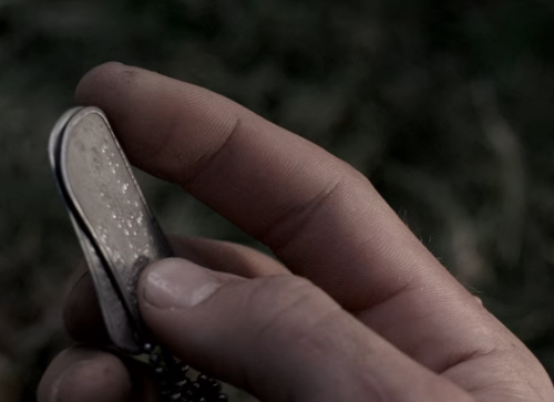 amill22:godtrials: 2.04 opens with sam burying their father’s dog tags at their mother’s grave, foll