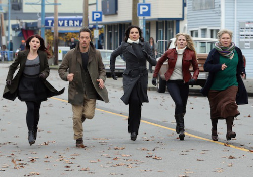 villainandhero:  I have been laughing at this picture for the last five minutes.  Belle: *sigh* this