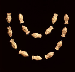 ancientpeoples:  Necklace Beads in the Form