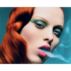 meltcosmetics:  Inspiration sexy redhead!