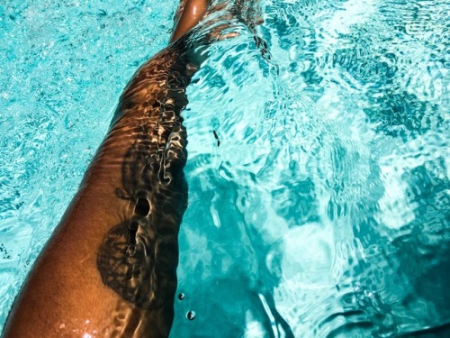 manifestvibrations:Black skin; Chlorine waters