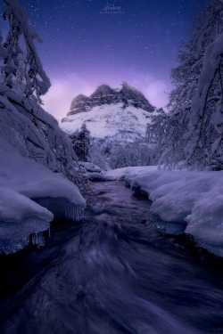 Dr4Gonland:  Morning Glow By Haakon Nygaard