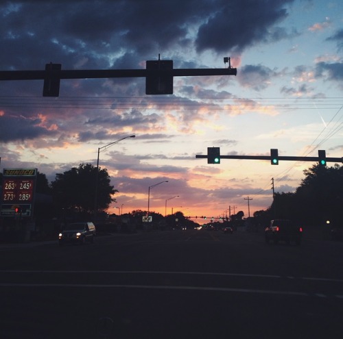 srslystressed:I luv the sky
