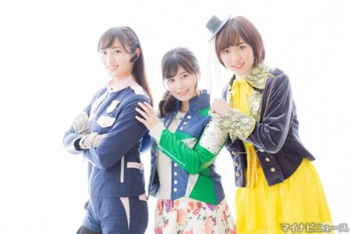 iris-14cheonsa: LuPato vs Kyuranger girls Source 