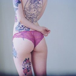 sk1n-and-b0nes:  fvckingdemise:  I want a nice butt to  Tattoo blog