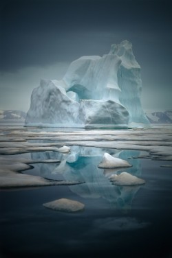 ponderation:  Midnight in Greenland by Sebastian