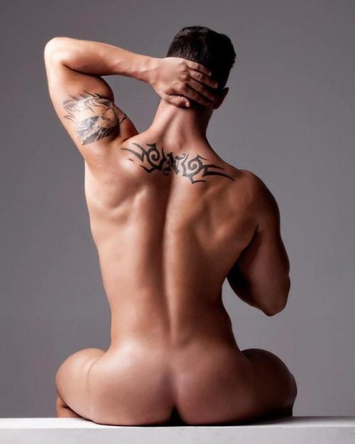 Porn bigfatmalebutts:  #beefymalebutts #malebutts photos