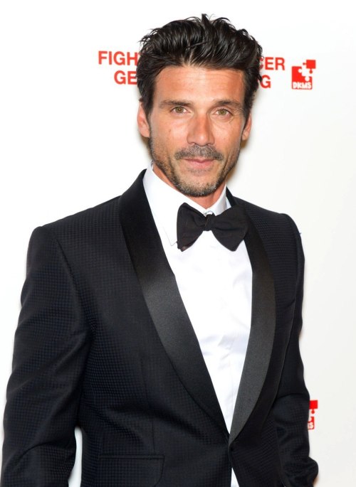 wintersoldierofmyheart:Actor Frank Grillo attends the 6th annual DKMS Linked Against Blood Cancer ga