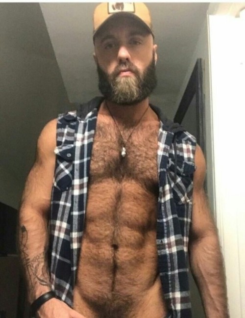 hairymenparadise: Follow us for more –> bit.ly/2Vd3gKb