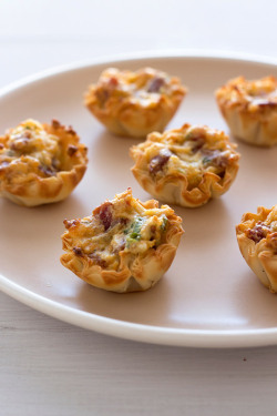do-not-touch-my-food:  Bacon Cheddar Bites