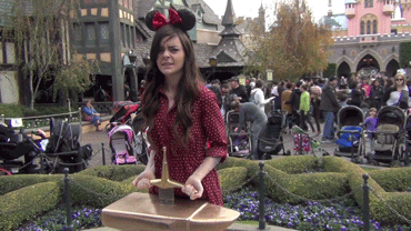 ixnay-on-the-oddk:  ant41789:  ixnay-on-the-oddk:  Being dumb at Disney  When I was